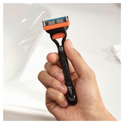 Сменные кассеты Gillette Fusion5 12 шт. (7702018441075)